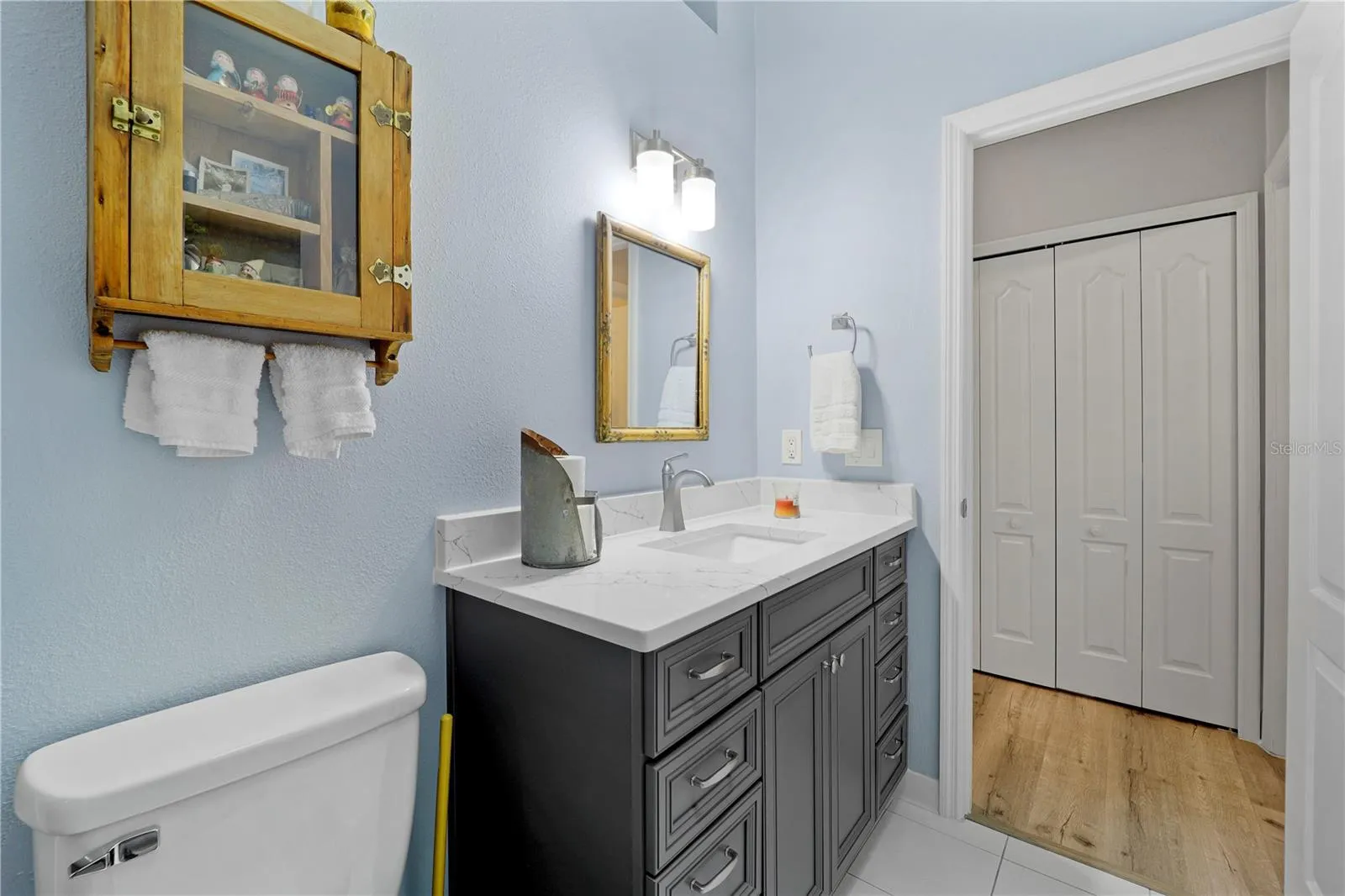 Guest Bathroom