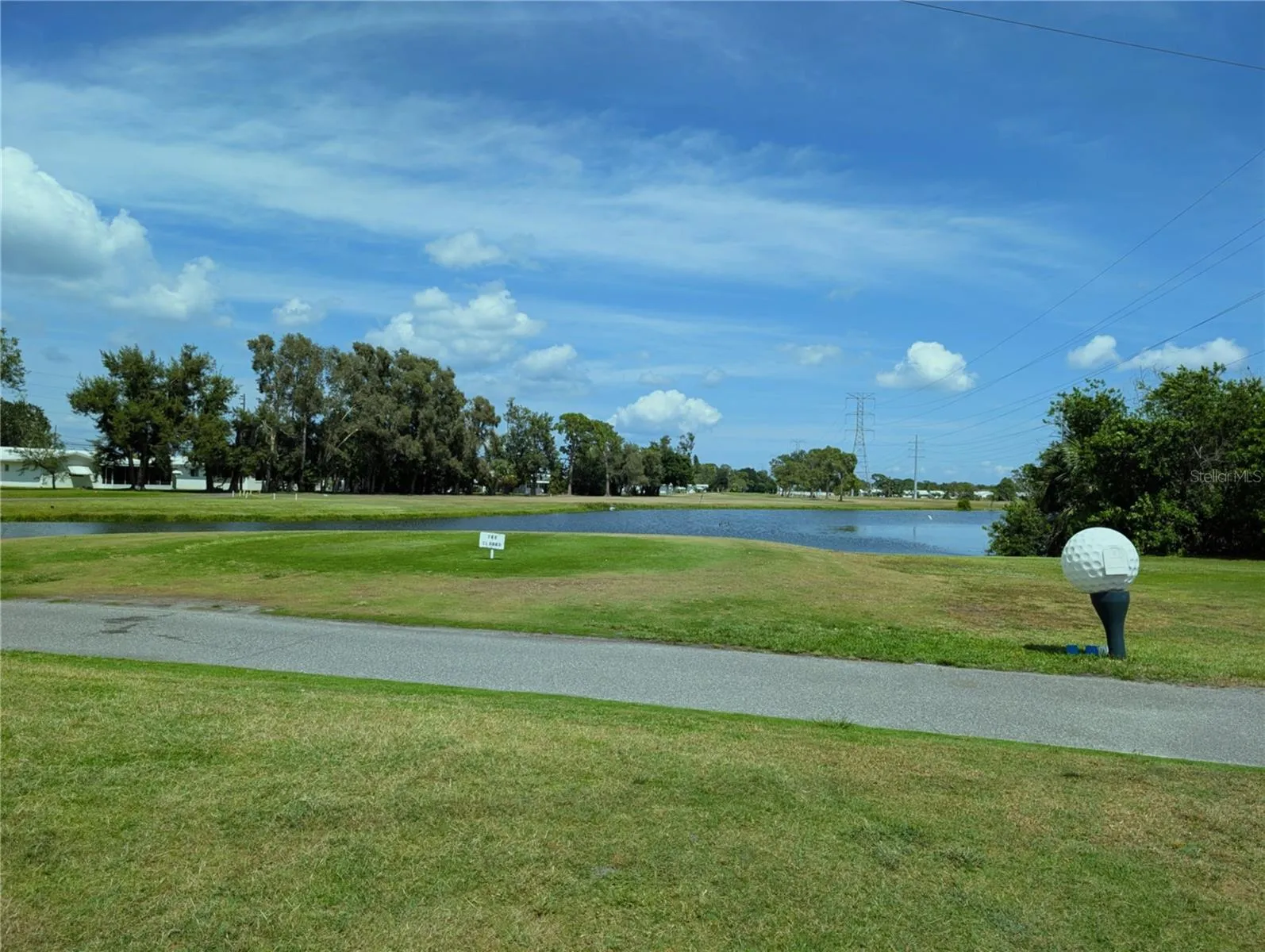 Water hazards to challenge your game.