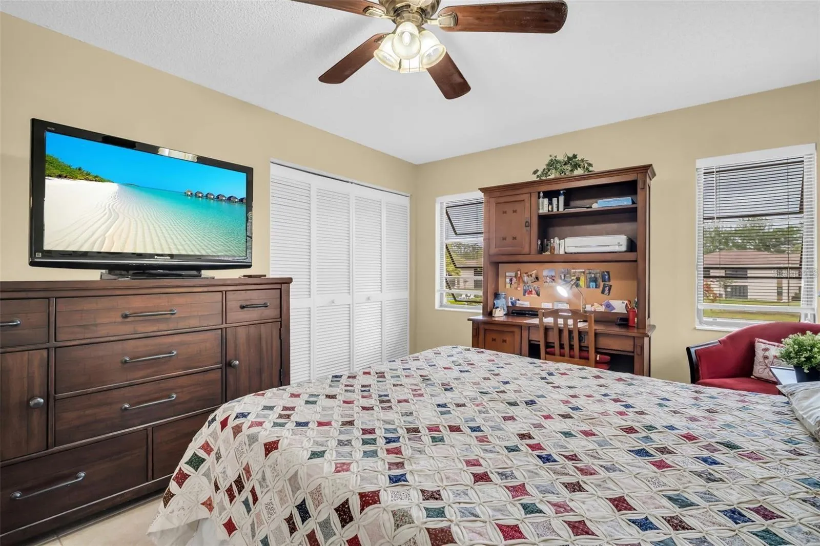 Big enough for a king and plenty of additional furniture~
