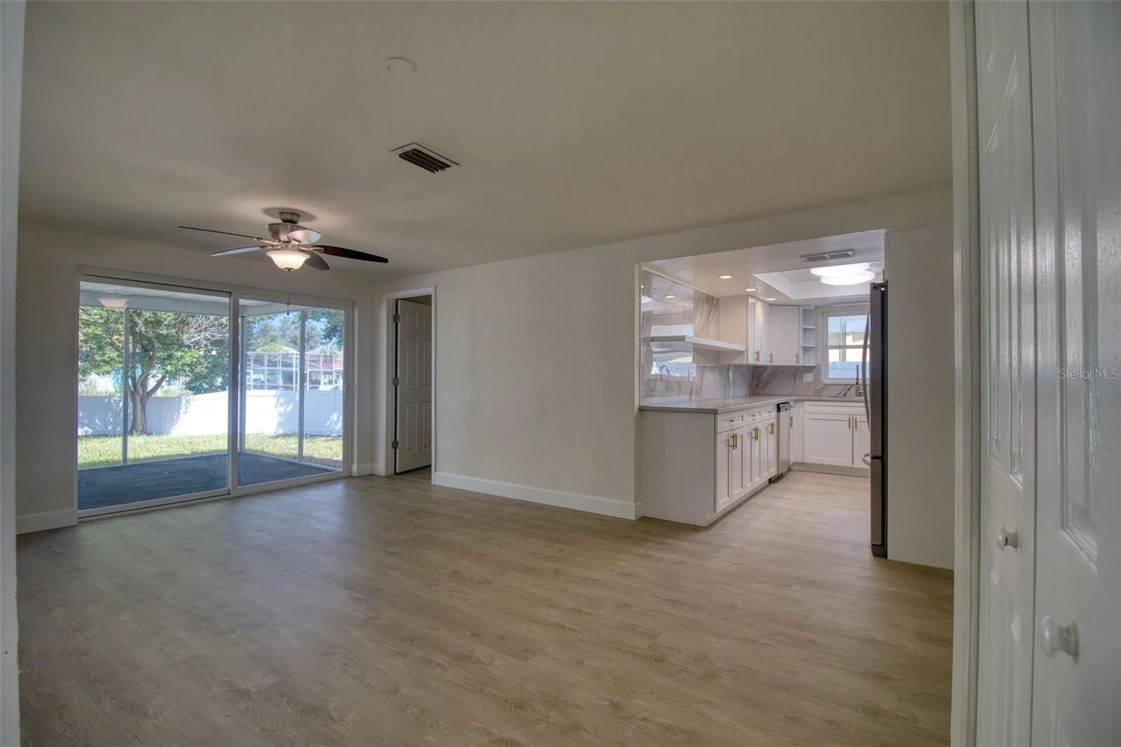 Den to kitchen