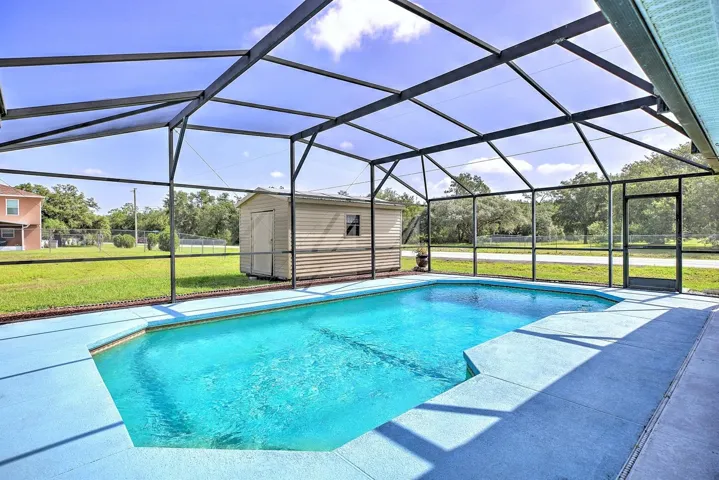 Pool/Patio