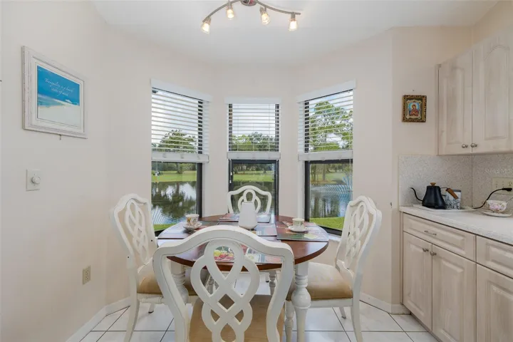 KITCHEN HAS AMAZING VIEWS