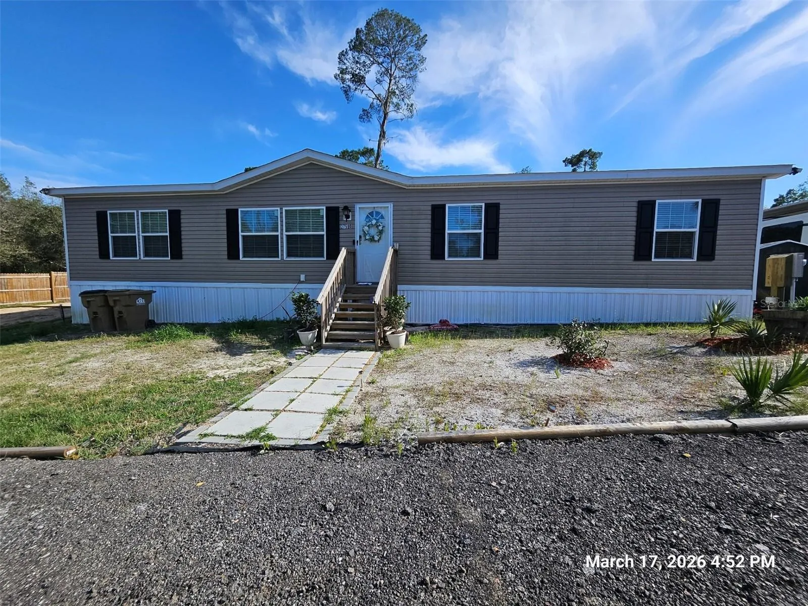 Spacious Move in ready 4 bedroom!