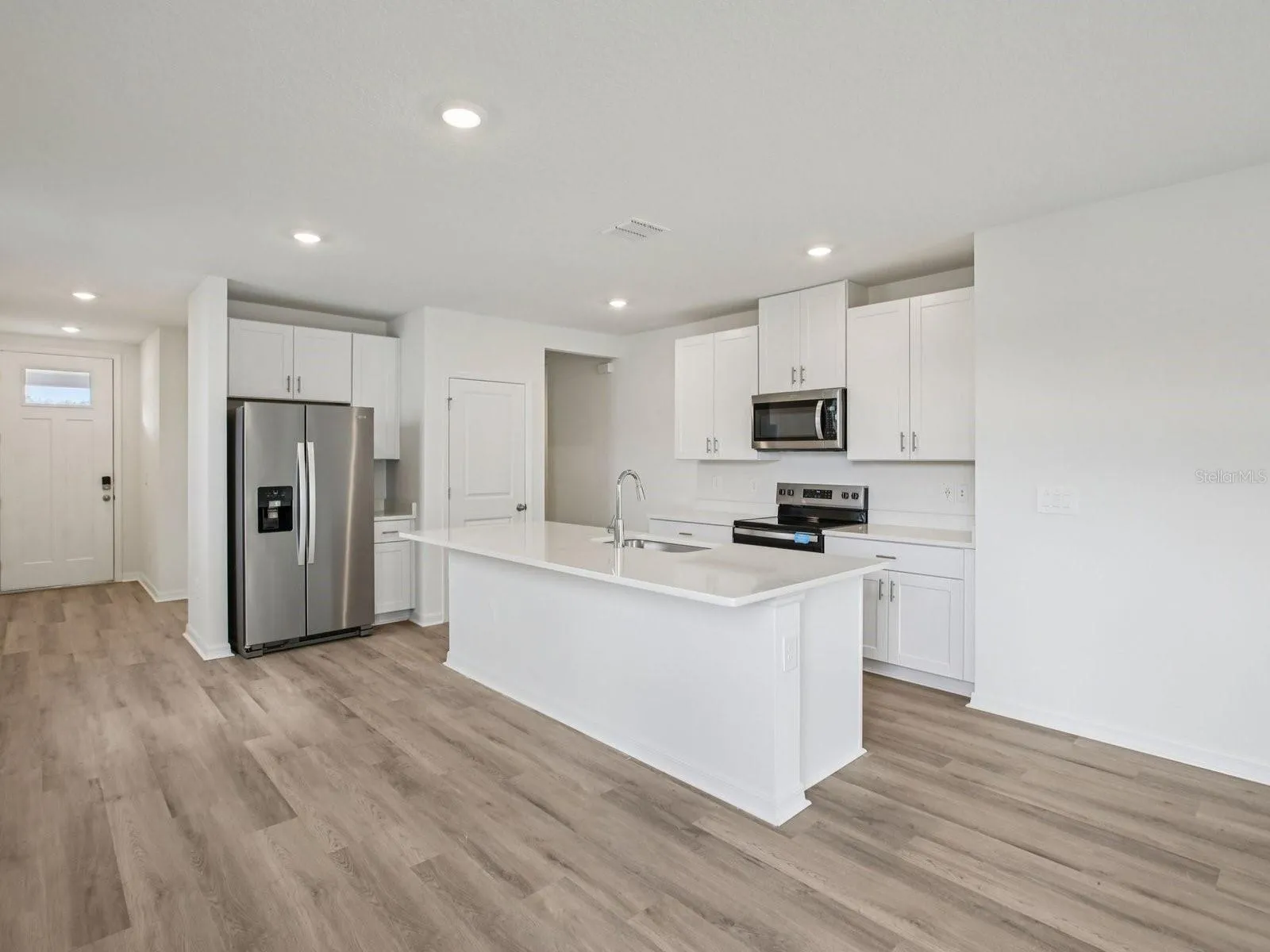 Photo is not of the actual home, but is an inspirational photo of builder’s model home and may depict options, furnishings, and/or decorator features that are not included