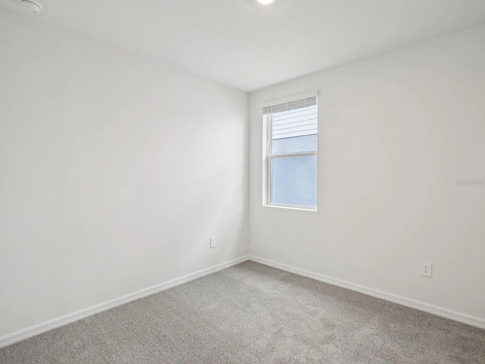 Photo is not of the actual home, but is an inspirational photo of builder’s model home and may depict options, furnishings, and/or decorator features that are not included