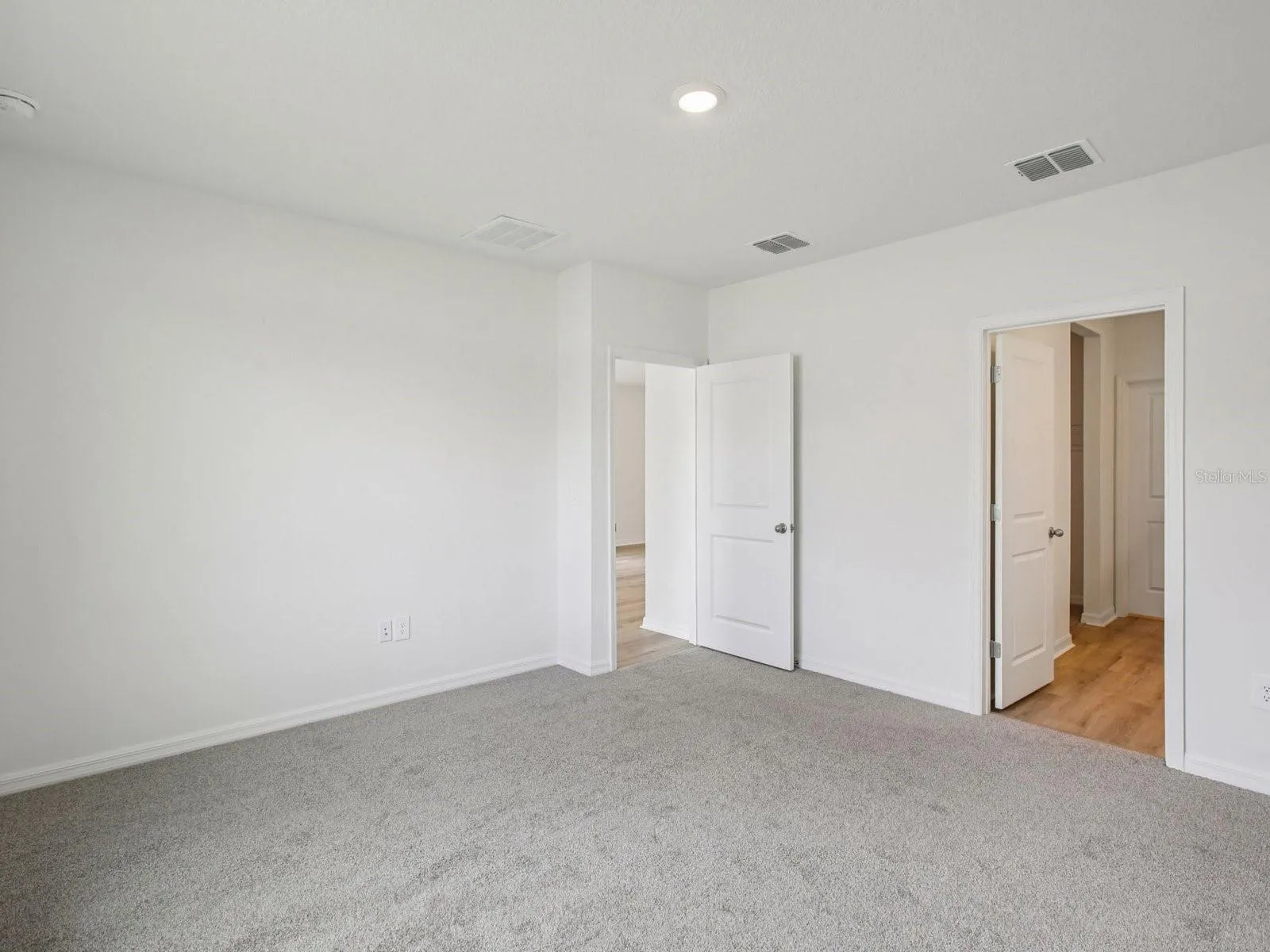 Photo is not of the actual home, but is an inspirational photo of builder’s model home and may depict options, furnishings, and/or decorator features that are not included