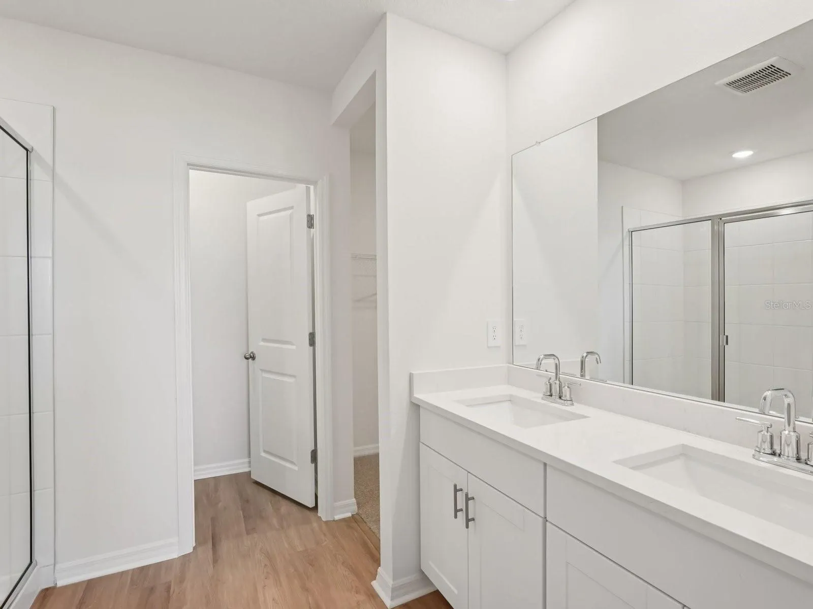 Photo is not of the actual home, but is an inspirational photo of builder’s model home and may depict options, furnishings, and/or decorator features that are not included