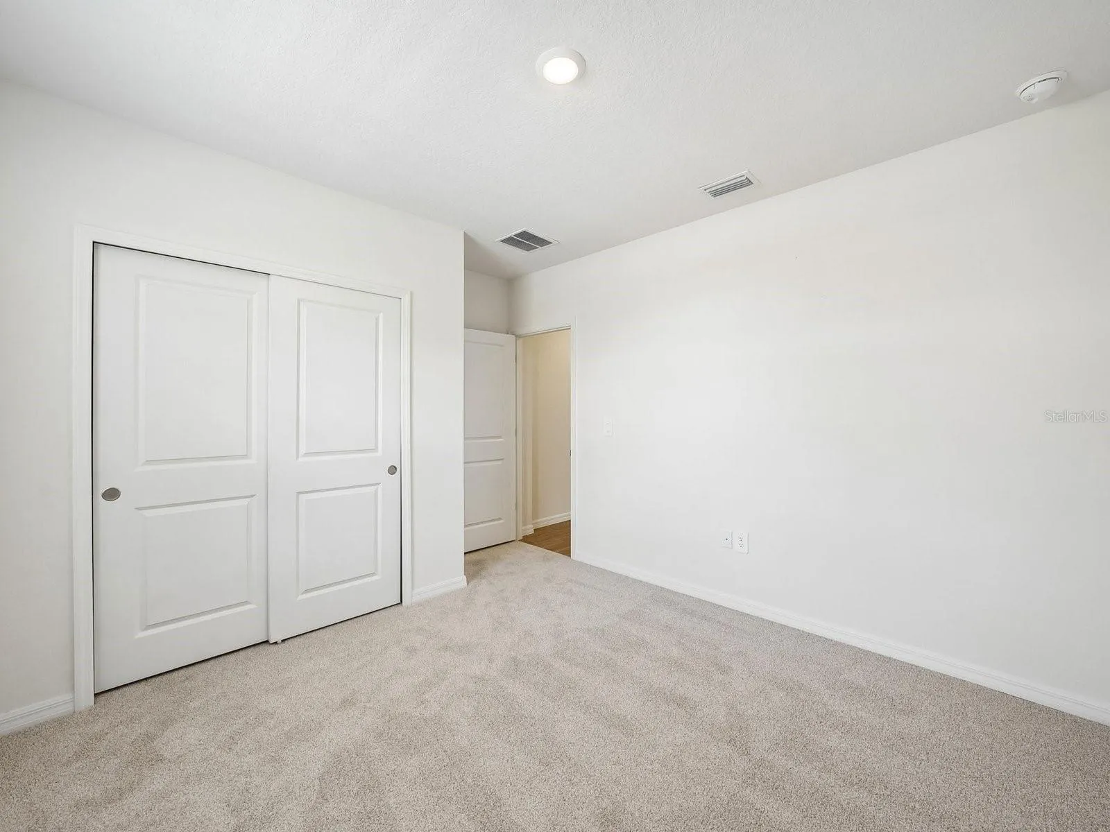 Photo is not of the actual home, but is an inspirational photo of builder’s model home and may depict options, furnishings, and/or decorator features that are not included