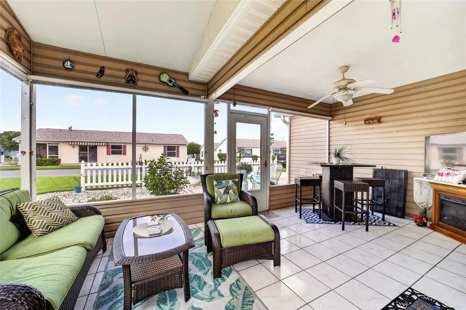 Entertain or relax here!