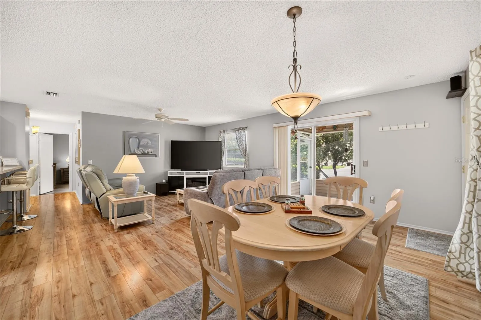 Plenty of space for dining room table