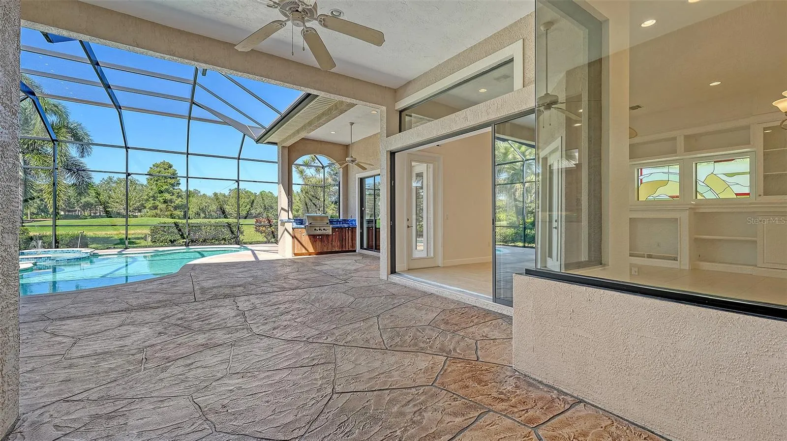Spacious lanai with plenty of under roof space