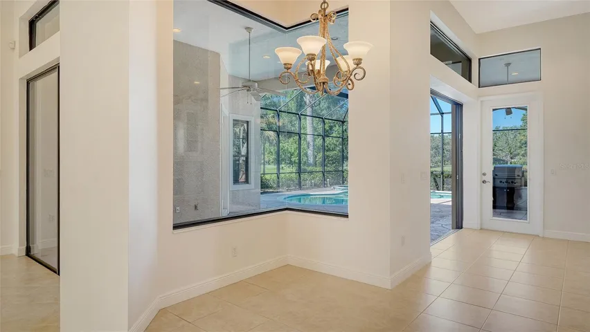 Large aquarium window in breakfast nook