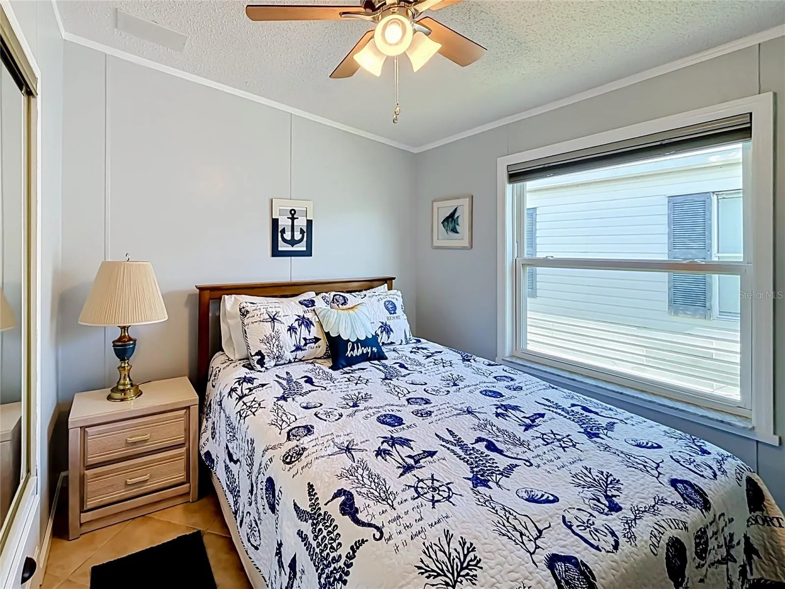 Guest bedroom