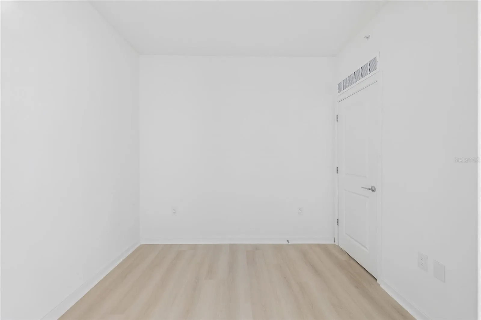 Additional office/den space