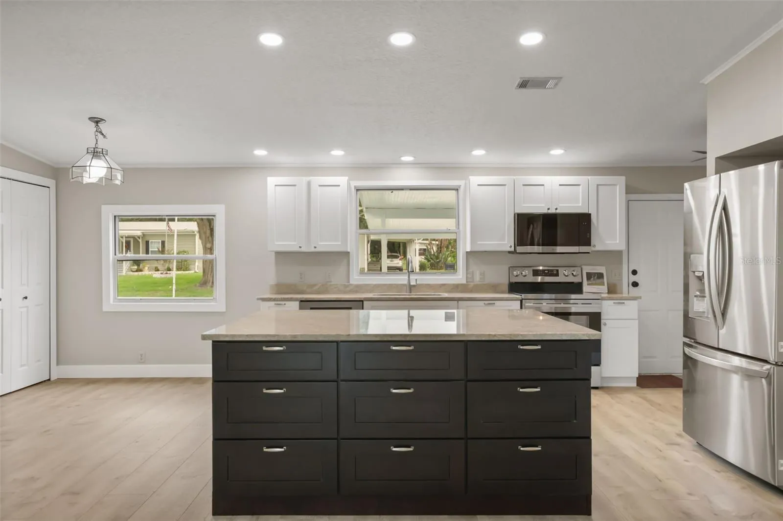 Island packed with EXTRA Drawers &amp; Cabinets