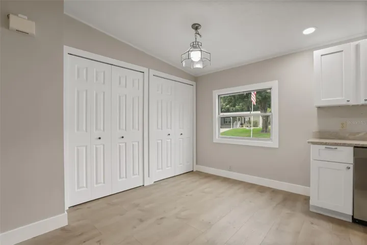 Double 9' Pantry &amp; Dining Area