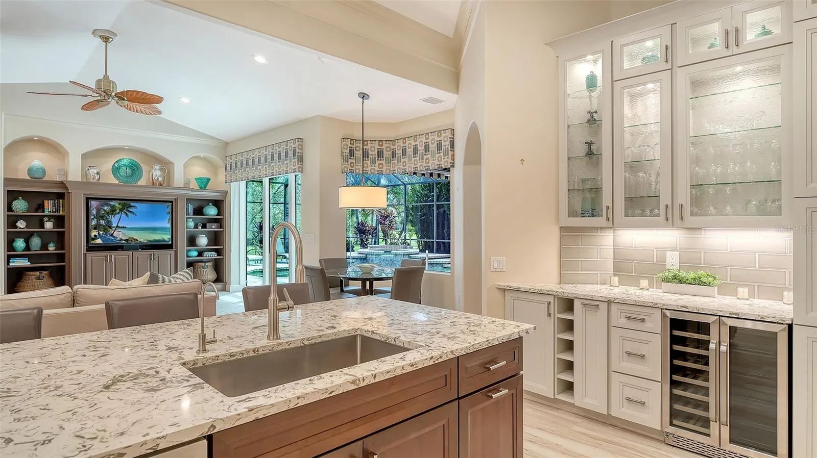 Also in the kitchen a wine cooler and beverage refrigerator