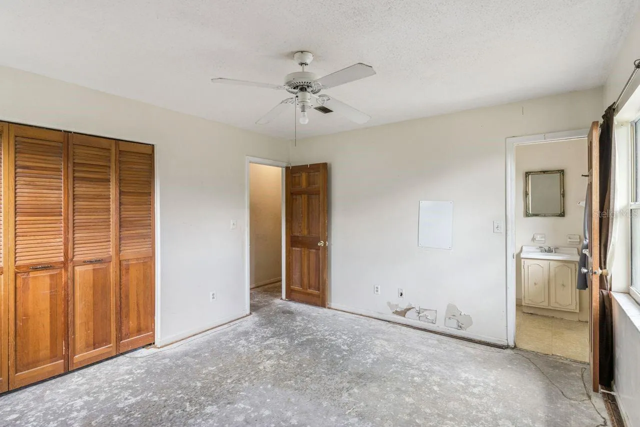 Primary bedroom
