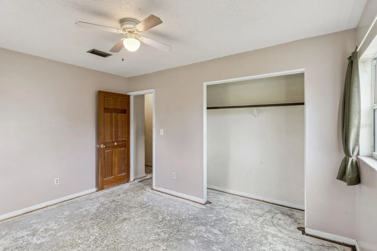 #2 back bedroom