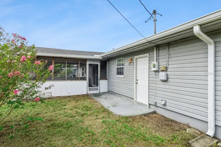 Back-entry door to laundry room
