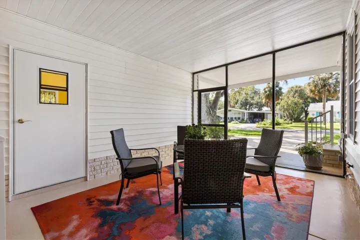 Zen Den ( Covered Lanai)