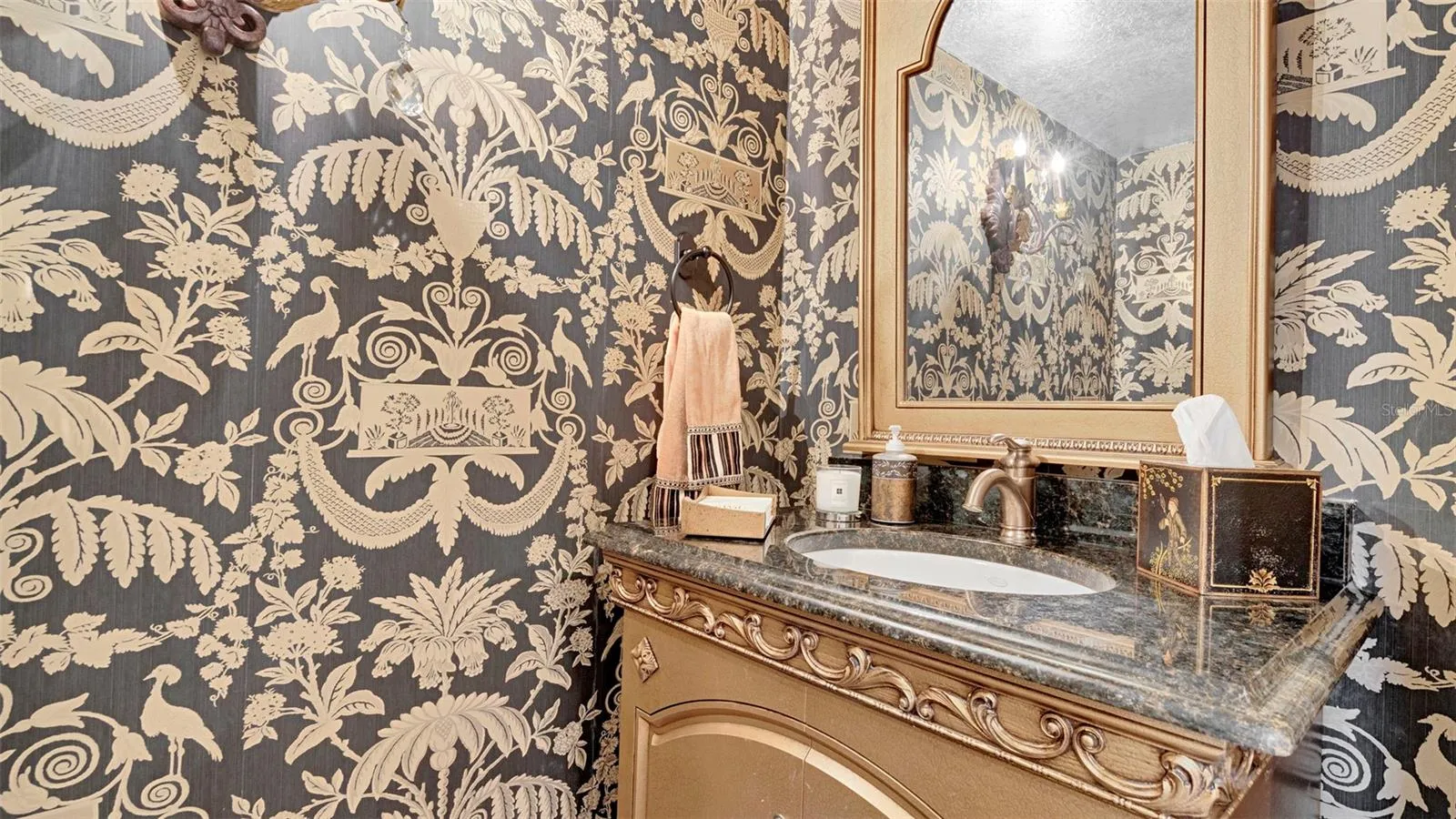 Powder Bath