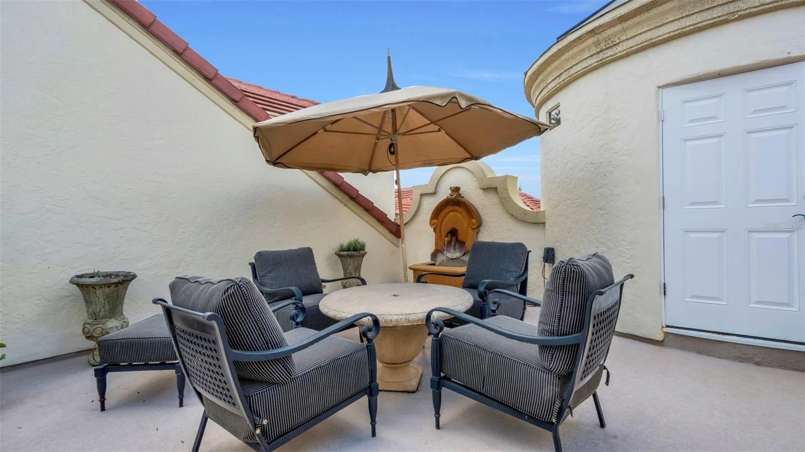 Private Rooftop