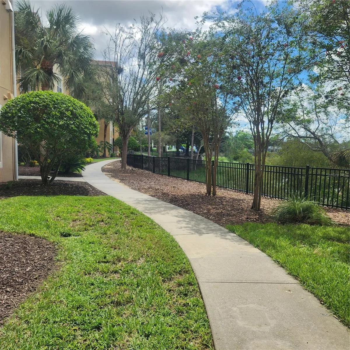 Path to Clubhouse