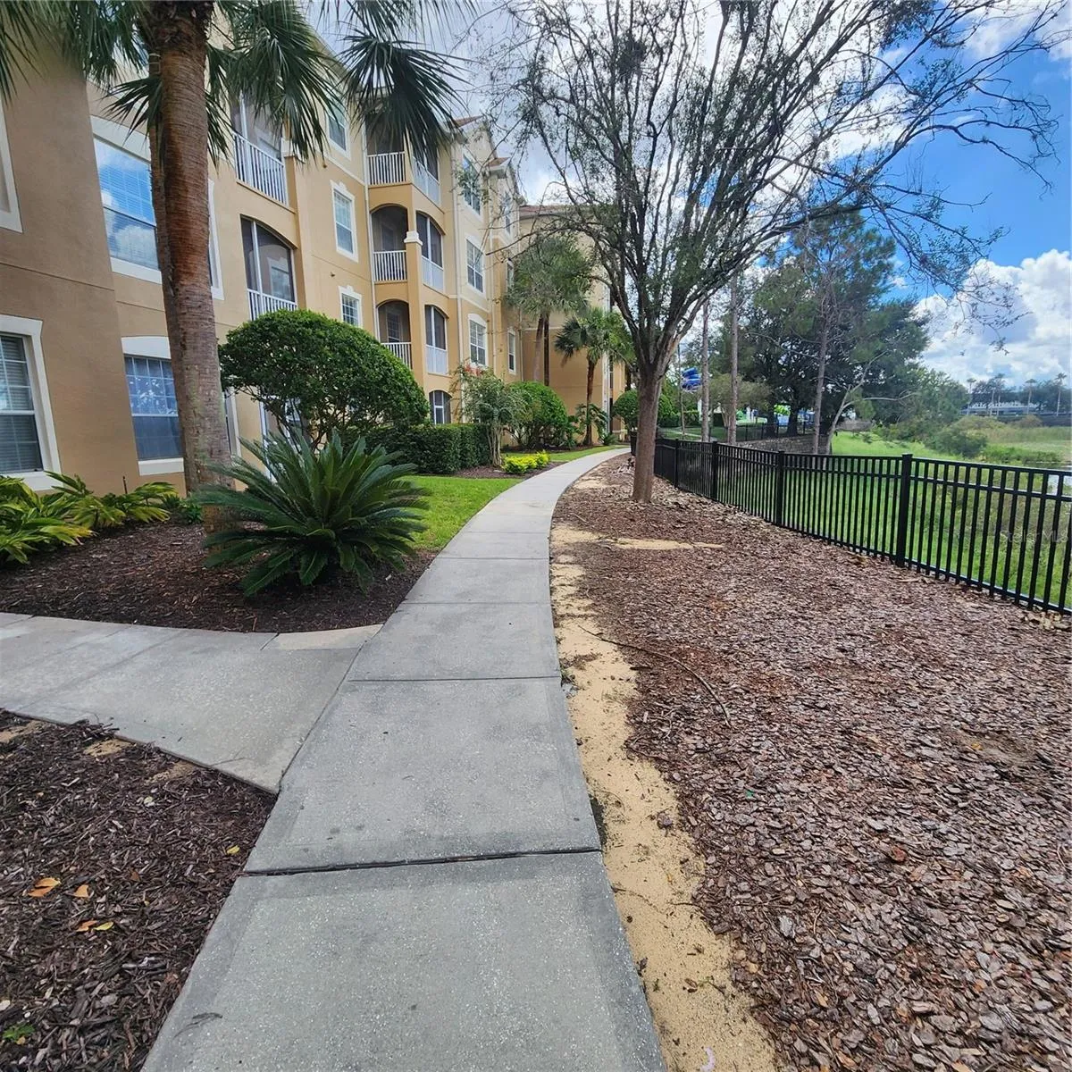 Just a minute walk to the clubhouse pool