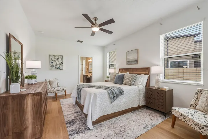 First floor bedroom with en-suite bath and walk-in closet