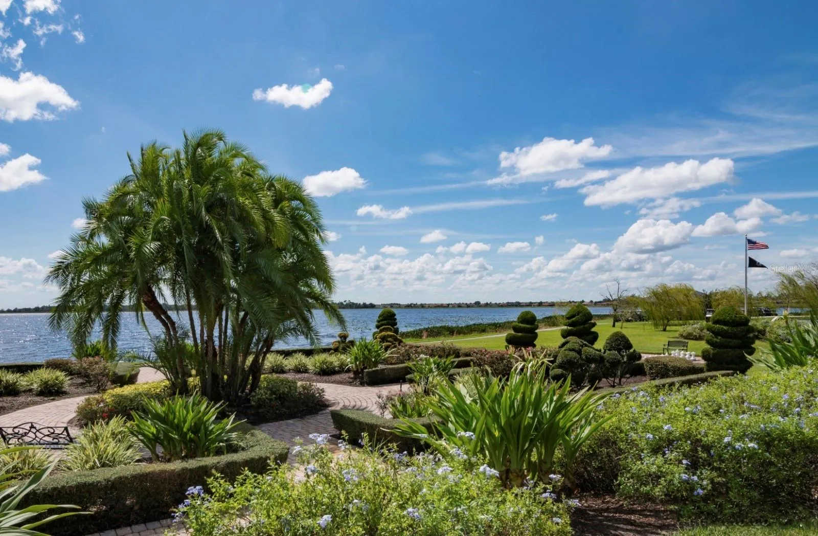 An English Garden is behind the main clubhouse and is the perfect place to enjoy the beauty and serenity of the space.