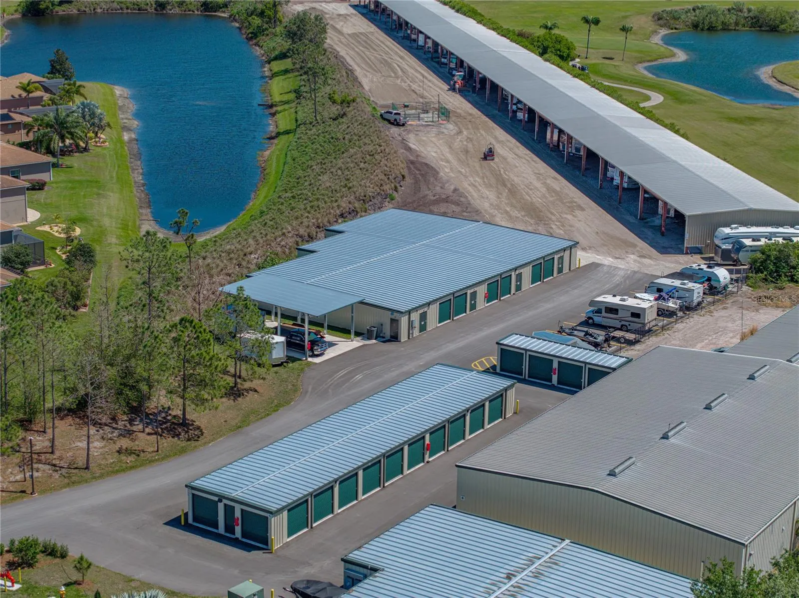 Lake Ashton has an on-site storage facility with open and covered RV, boat and trailer storage for rent. Standard and climate-controlled storage units can be rented.