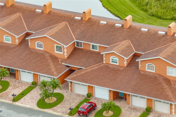 Enjoy maintenance free living in Lake Ashton Golf Club.