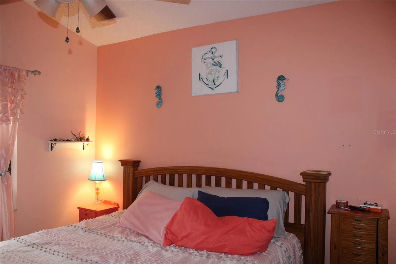Guest bedroom