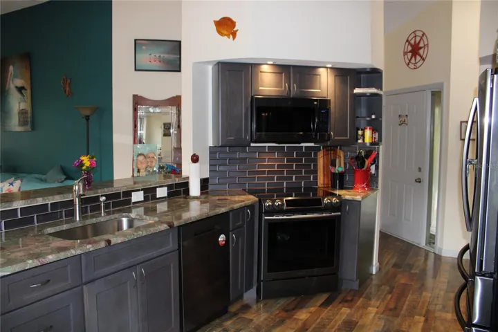 New kitchen with all soft close doors and drawers