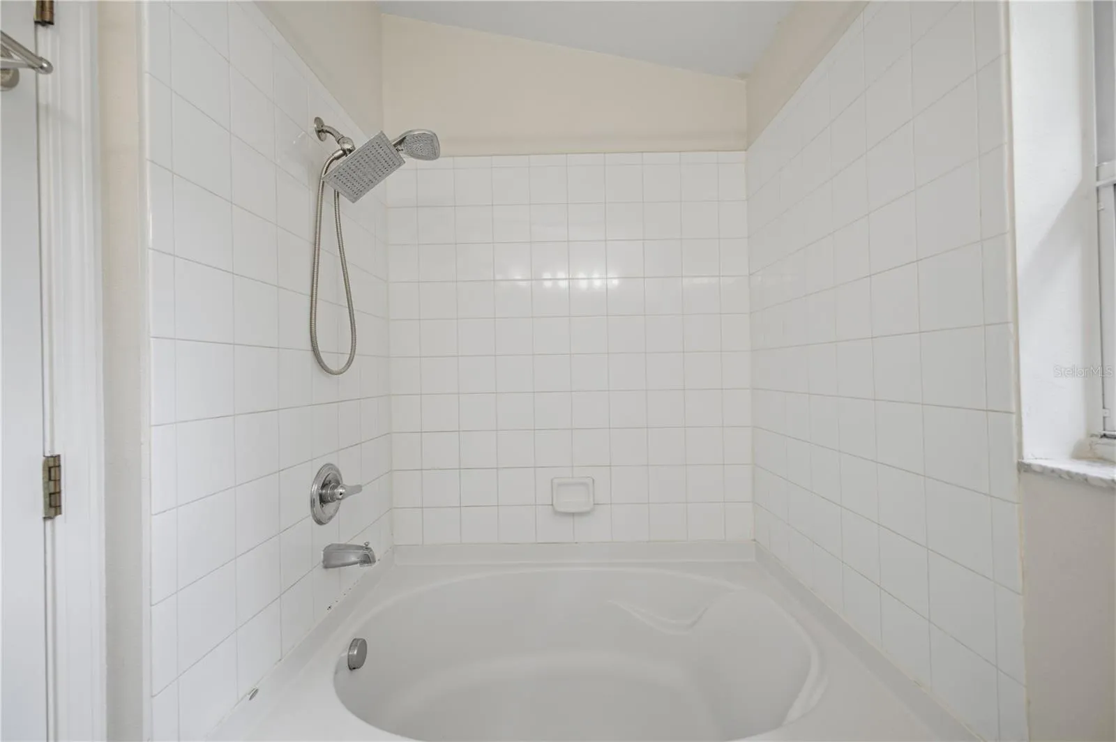 Primary Bath Tub