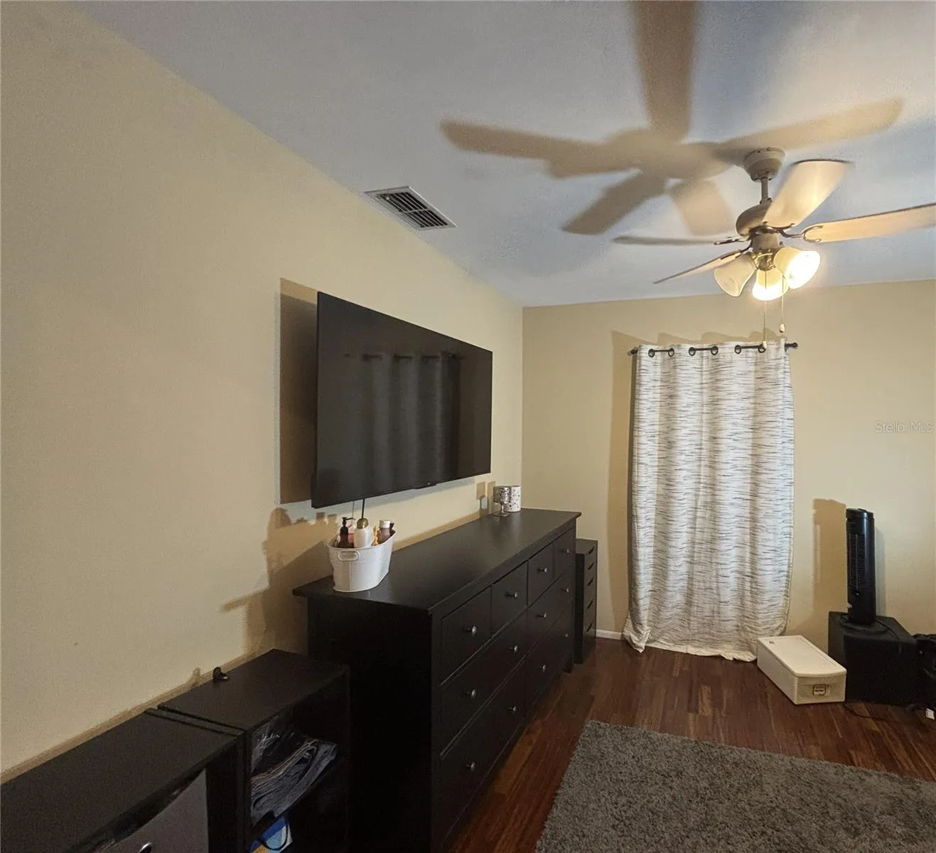 Den or Office