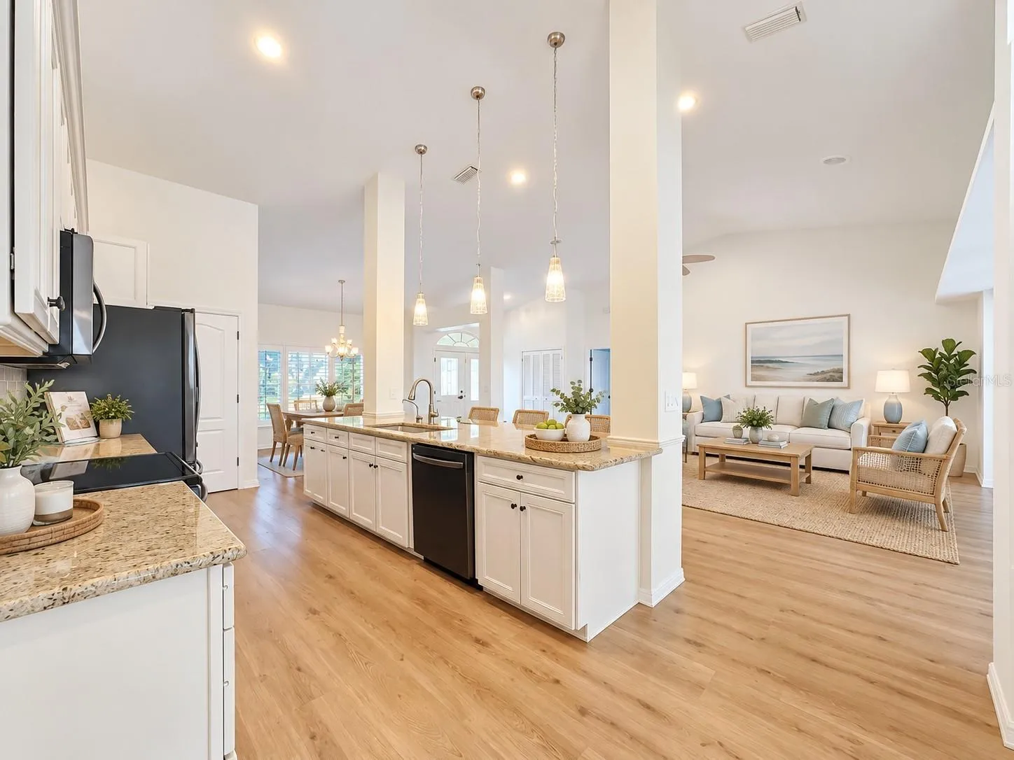 Soaring columns offers a distinguish and stylish appearance.