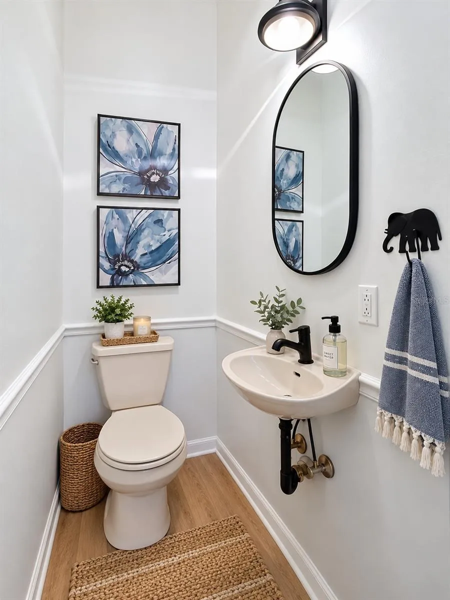 Powder room .