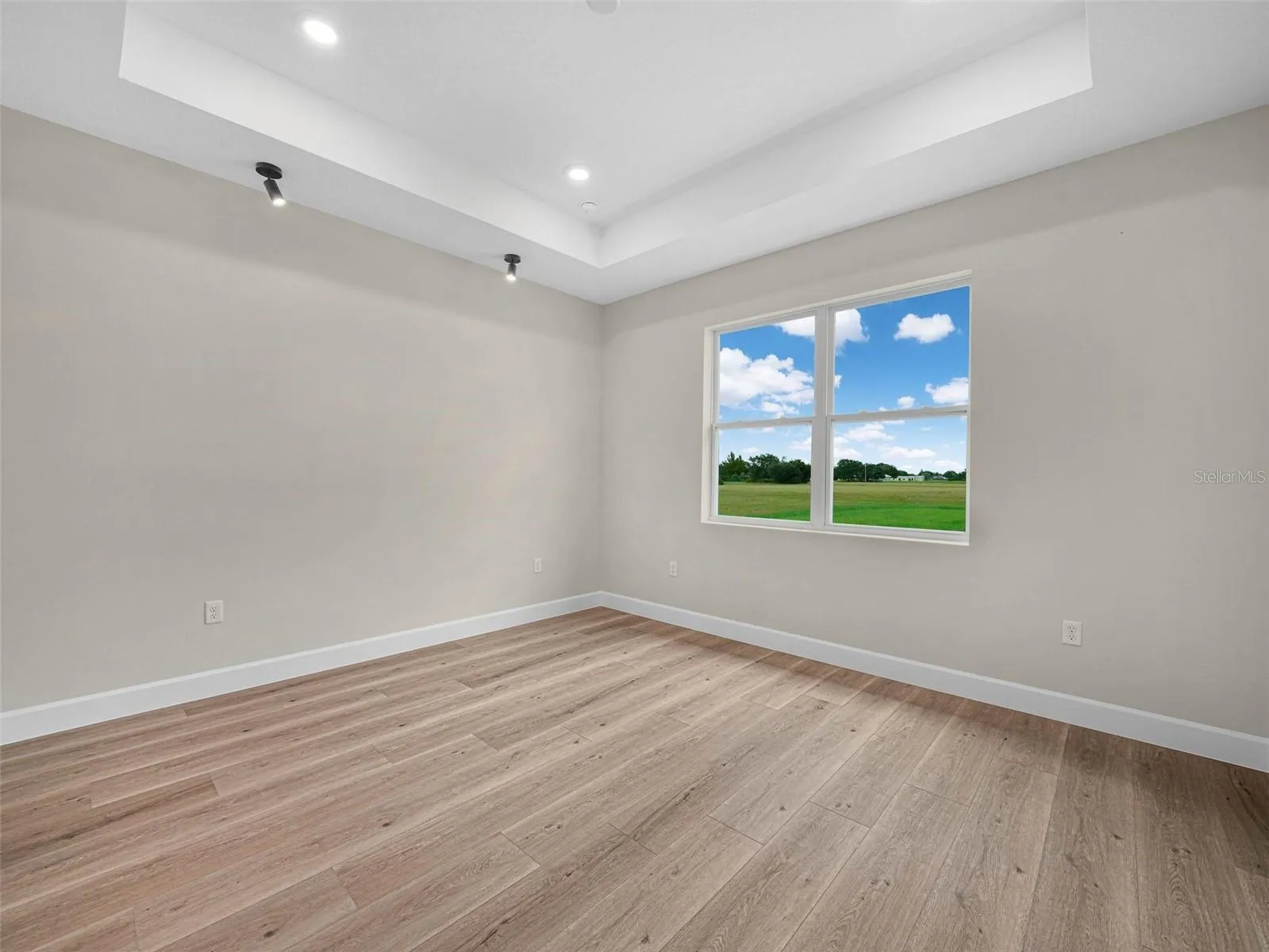 Master bedroom 2