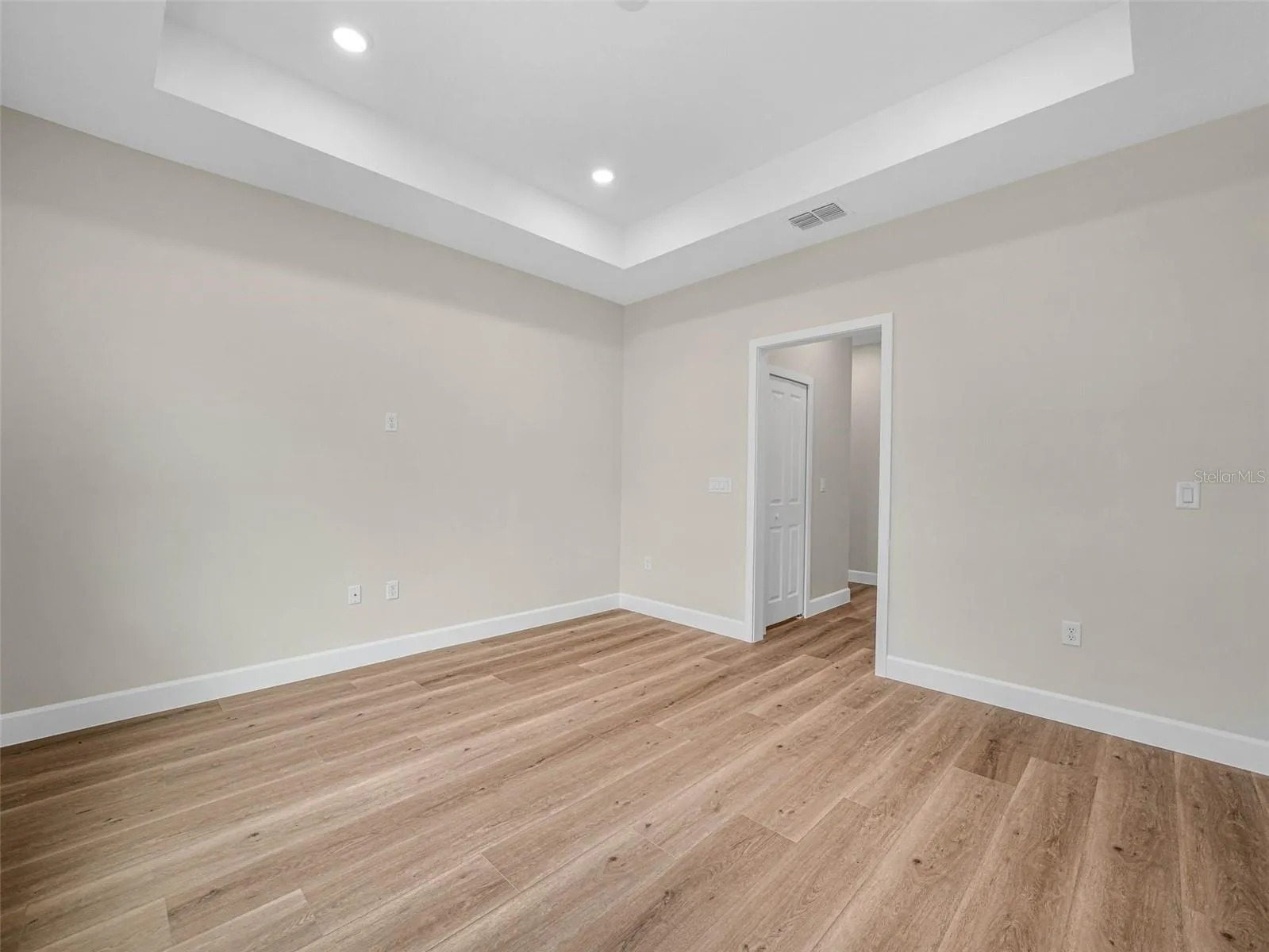 Master bedroom 3