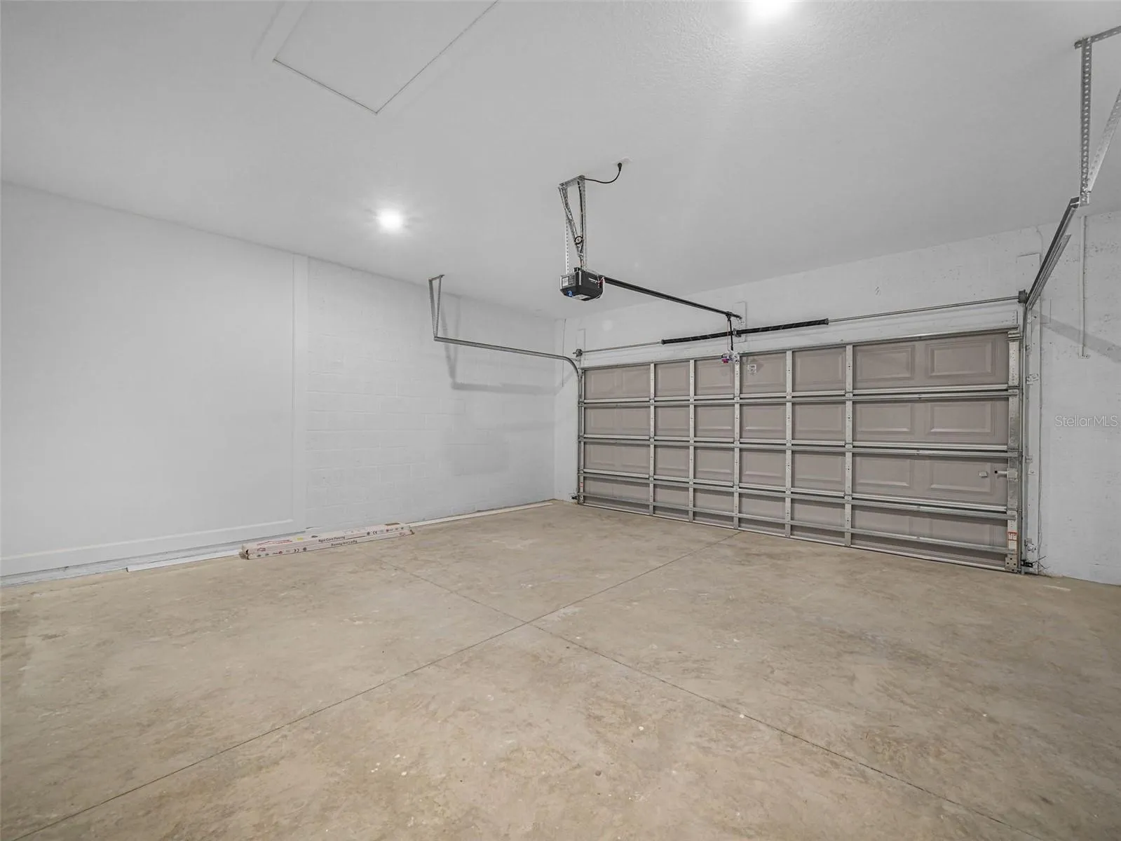 garage 1