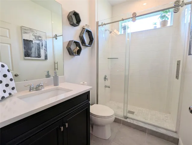 Could this be grandma &amp; grandpa's bathroom?