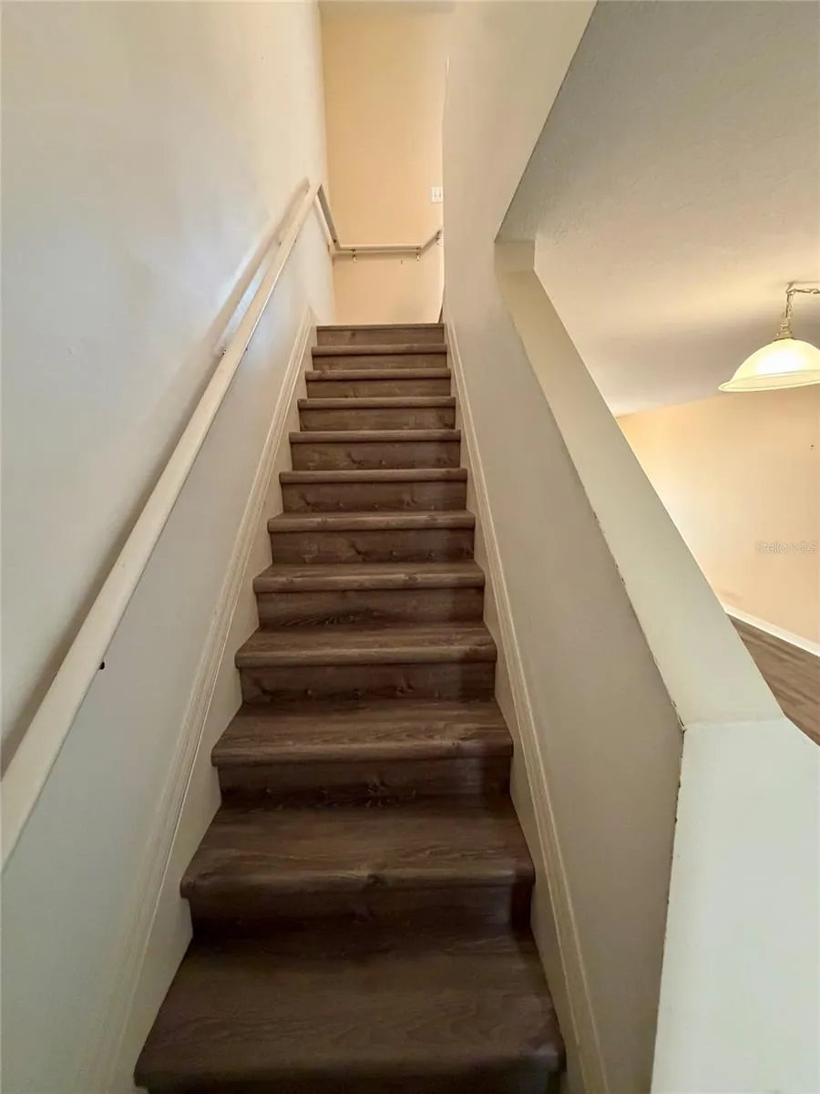 STAIRS TO BEDROOMS