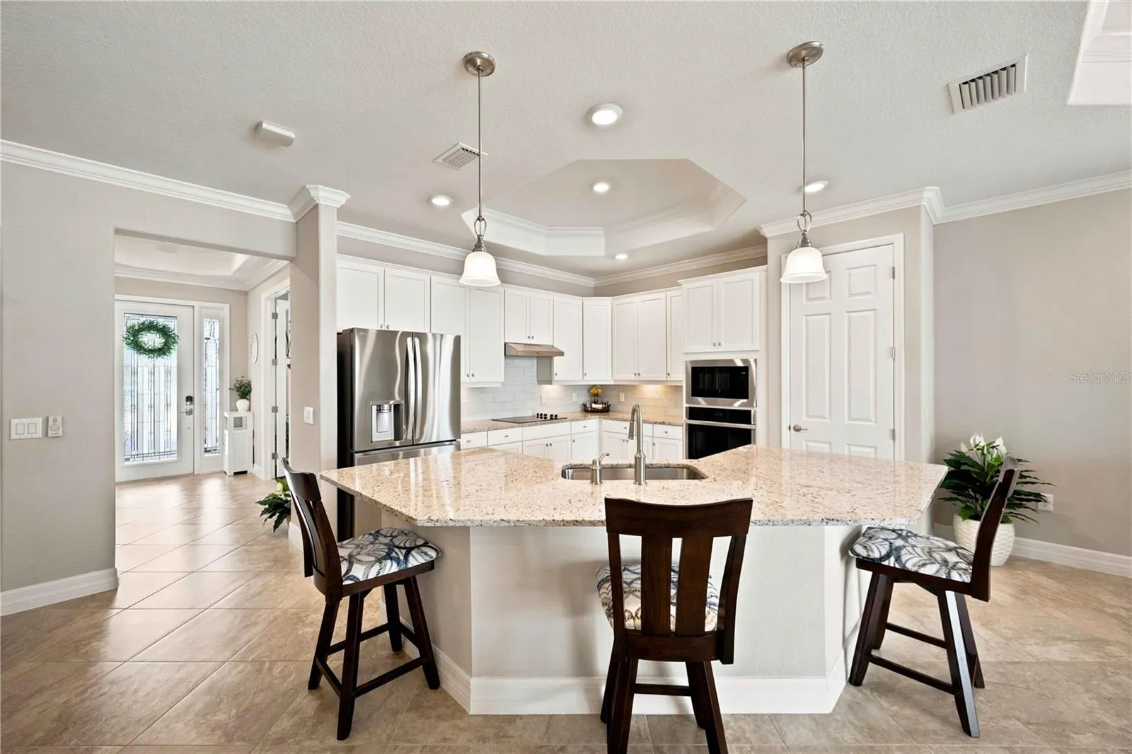 Kitchen dining