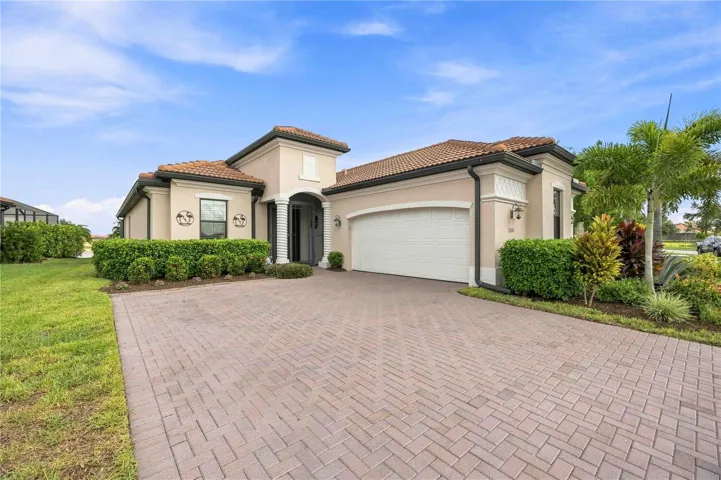 23535 Waverly Circle
