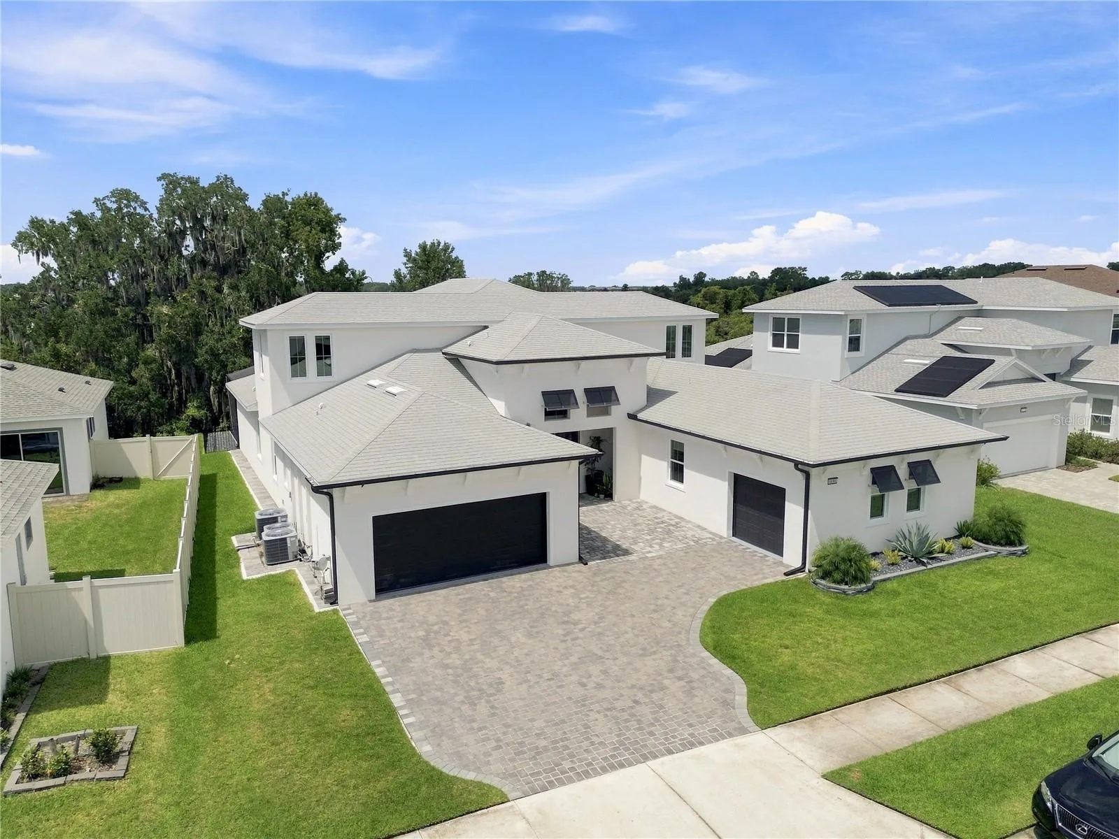 8699 Ivy Stark Blvd - Exterior