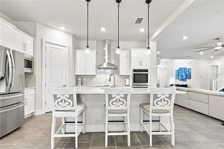 8699 Ivy Stark Blvd - Kitchen