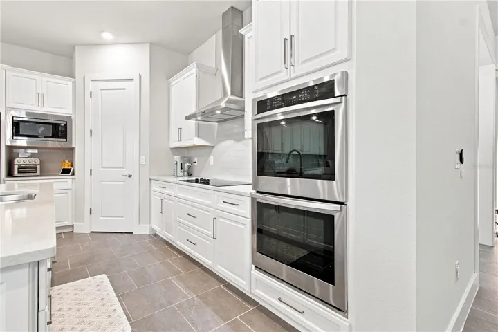 8699 Ivy Stark Blvd - Kitchen