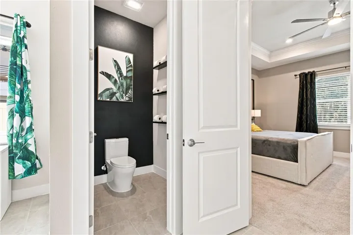 8699 Ivy Stark Blvd - Primary Bathroom